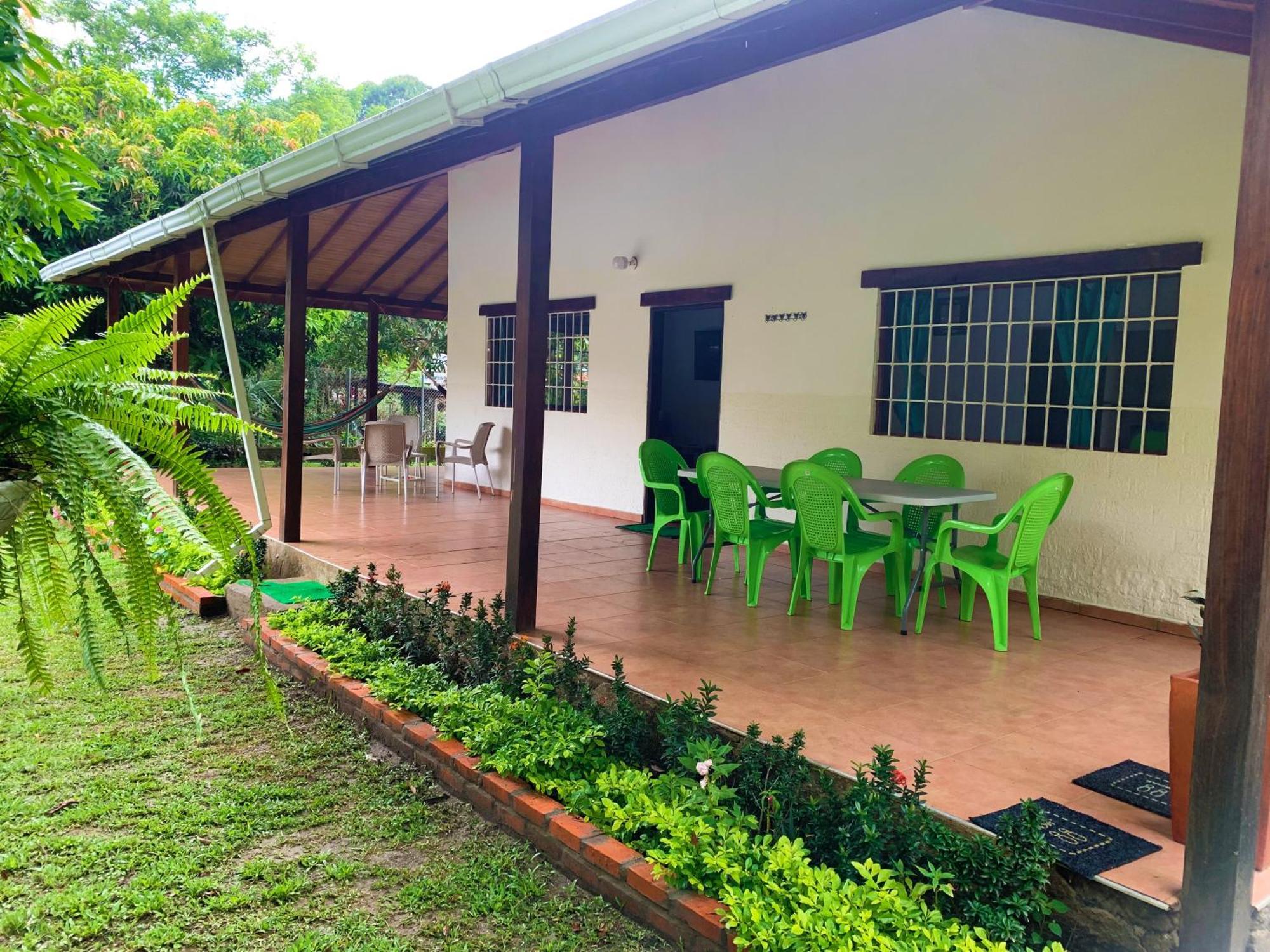 Hostal Casa Jocolate Minca Hotel Exterior photo